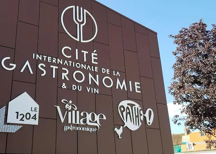 La Mansarde : Cosy Et Charme Au Centre Historique Ντιζόν